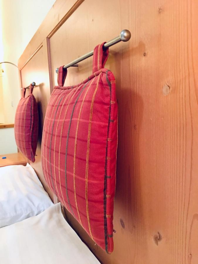Hetkuti Wellness Hotel Мор Экстерьер фото