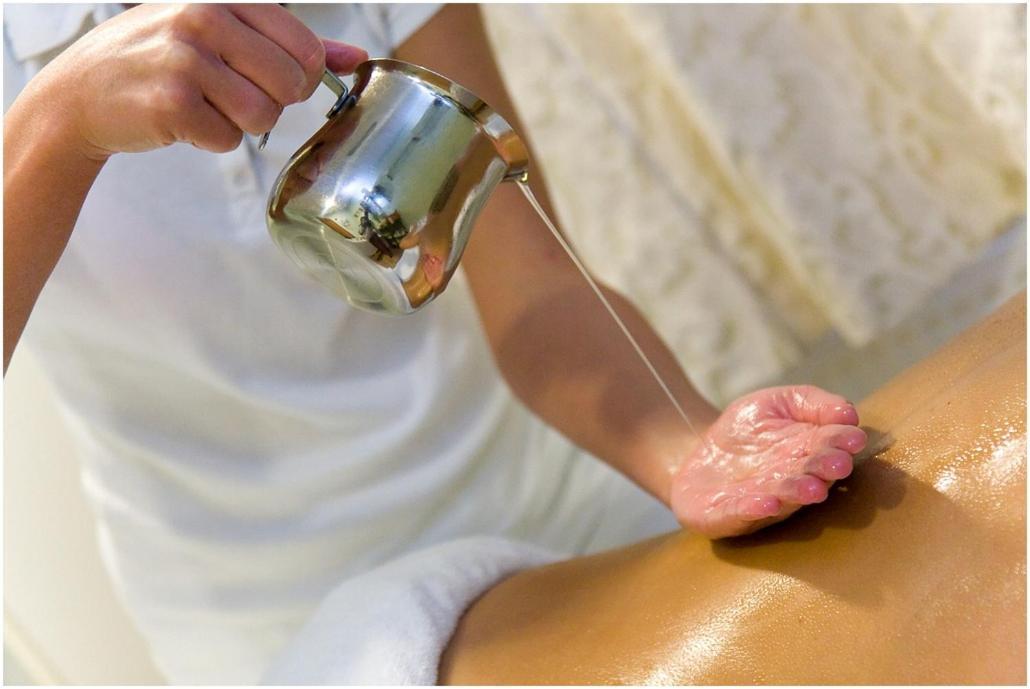 Hetkuti Wellness Hotel Мор Экстерьер фото